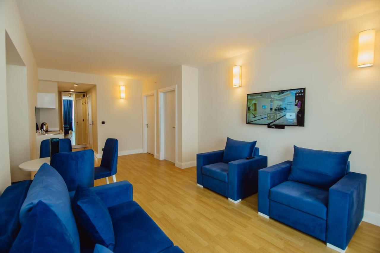 Premium Aparthotel With Sea View Batumi Exterior photo